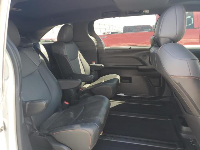 2022 TOYOTA SIENNA XSE - 5TDXSKFC7NS070492