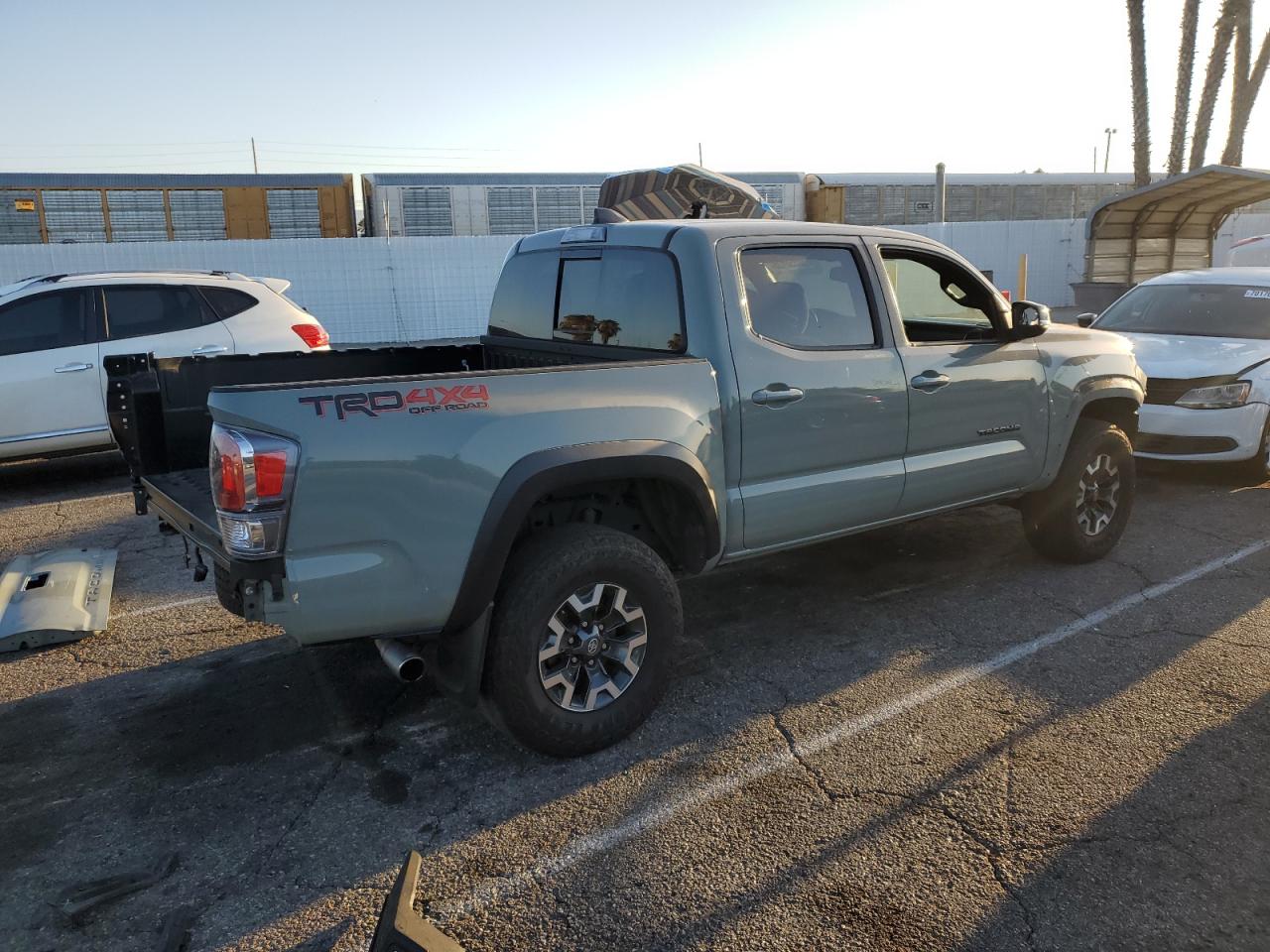 TOYOTA TACOMA DOUBLE CAB