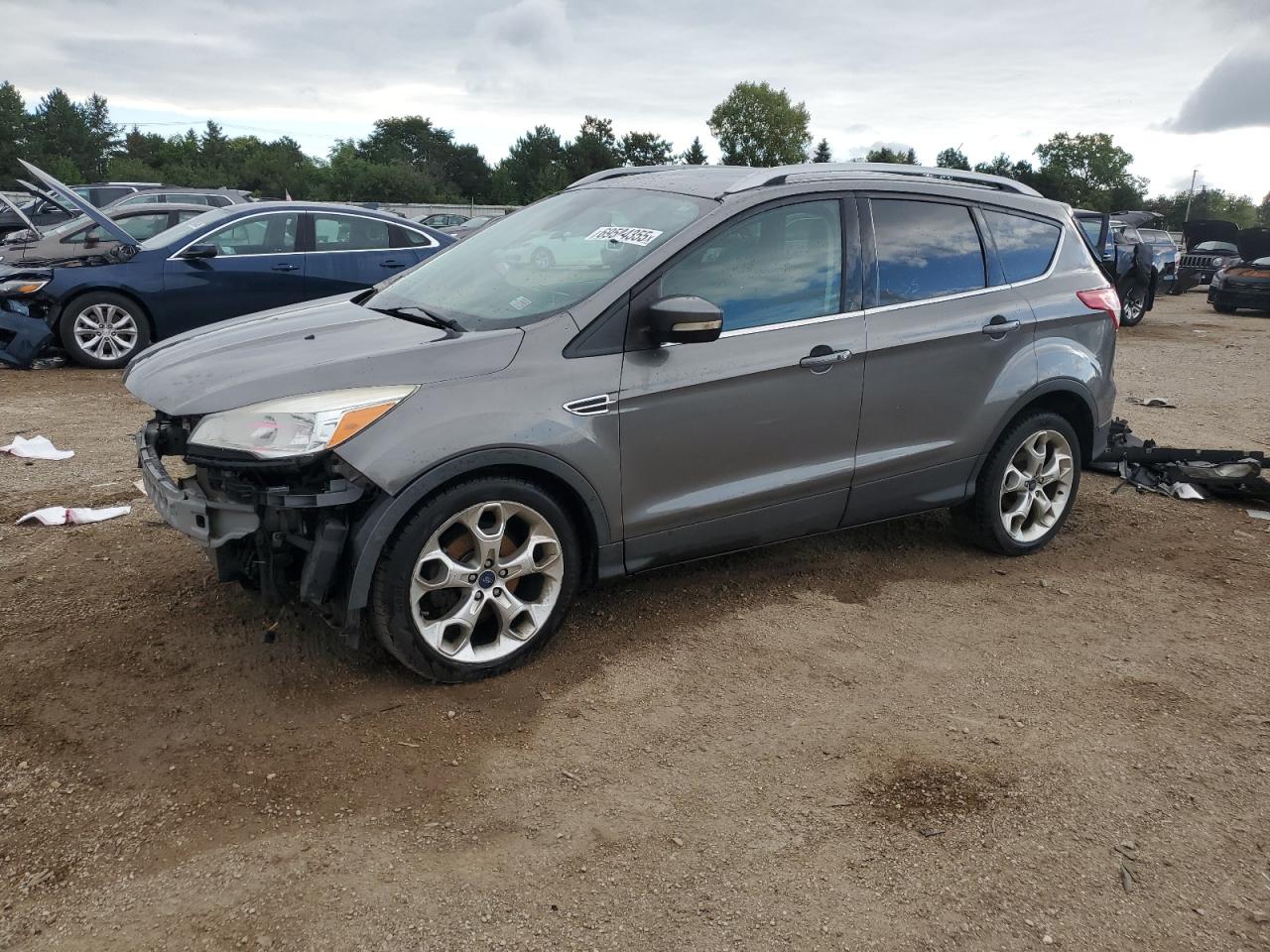FORD ESCAPE TITANIUM