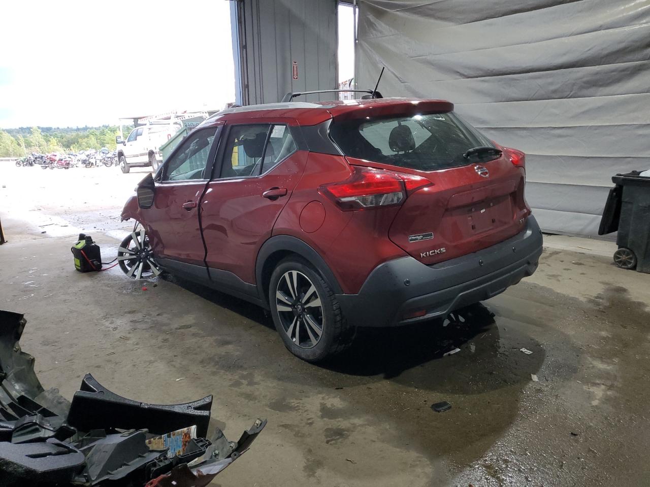 NISSAN KICKS SV