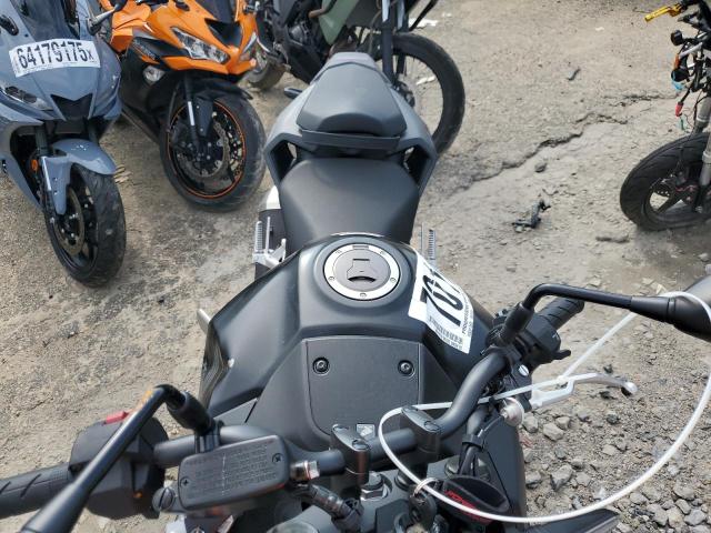 2025 HONDA CB750 A JH2RH2401SK000366