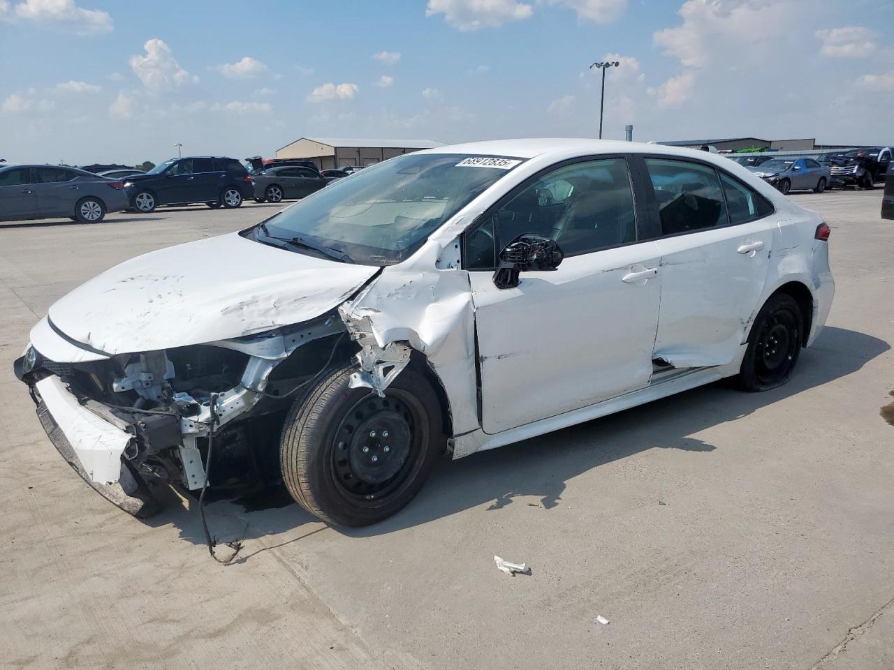 TOYOTA COROLLA LE