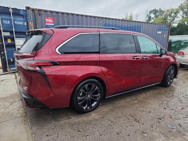 2022 TOYOTA SIENNA XSE 5TDDRKEC5NS078946
