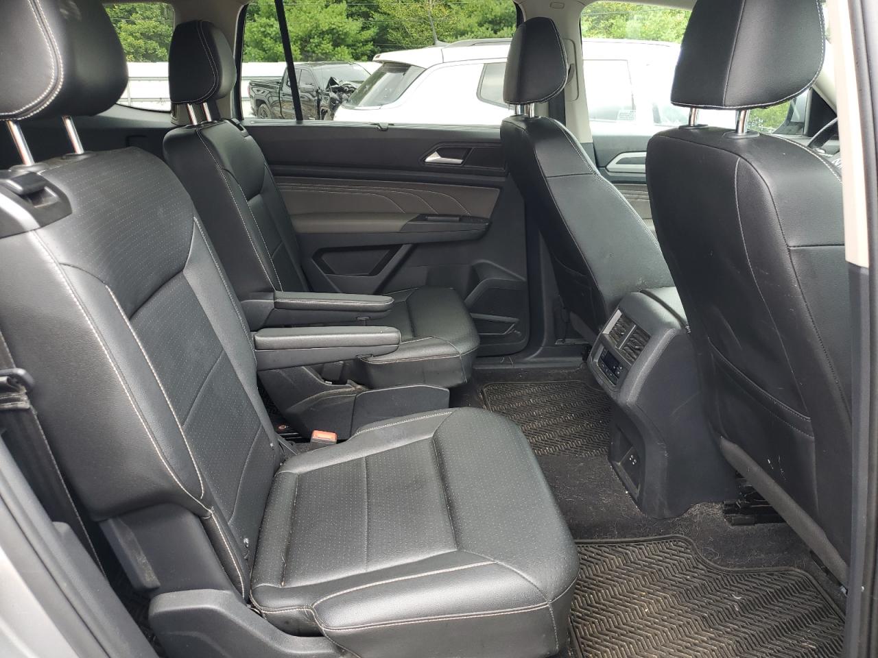 VOLKSWAGEN ATLAS SEL R-LINE