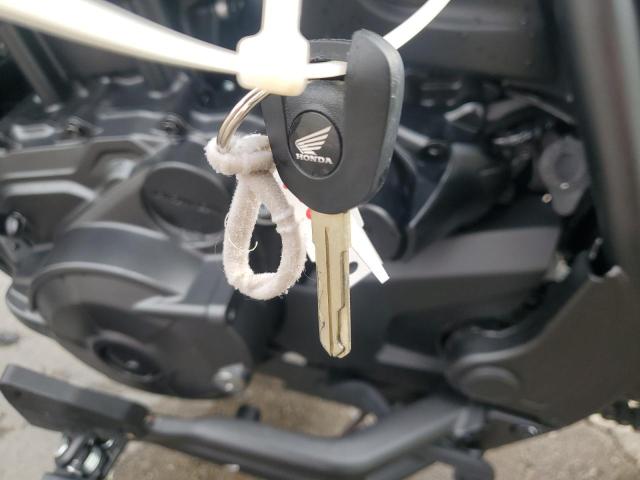 2025 HONDA CMX1100 D2 JH2SC87G3SK000221