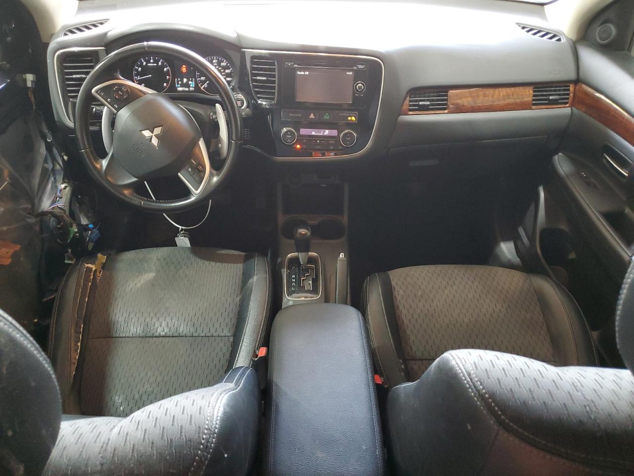 MITSUBISHI OUTLANDER GT