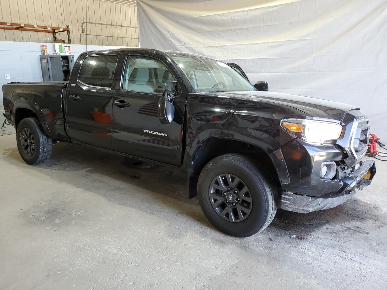 TOYOTA TACOMA DOUBLE CAB