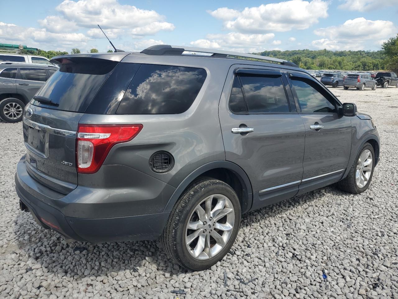 FORD EXPLORER XLT