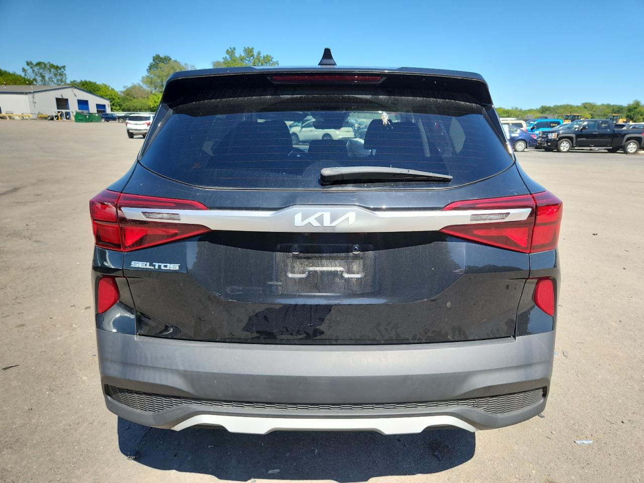 KIA SELTOS LX