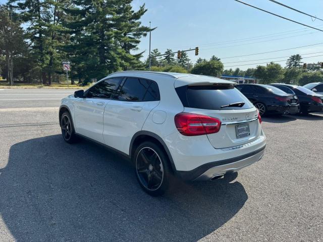 2015 MERCEDES-BENZ GLA 250 4M WDCTG4GB2FJ057319