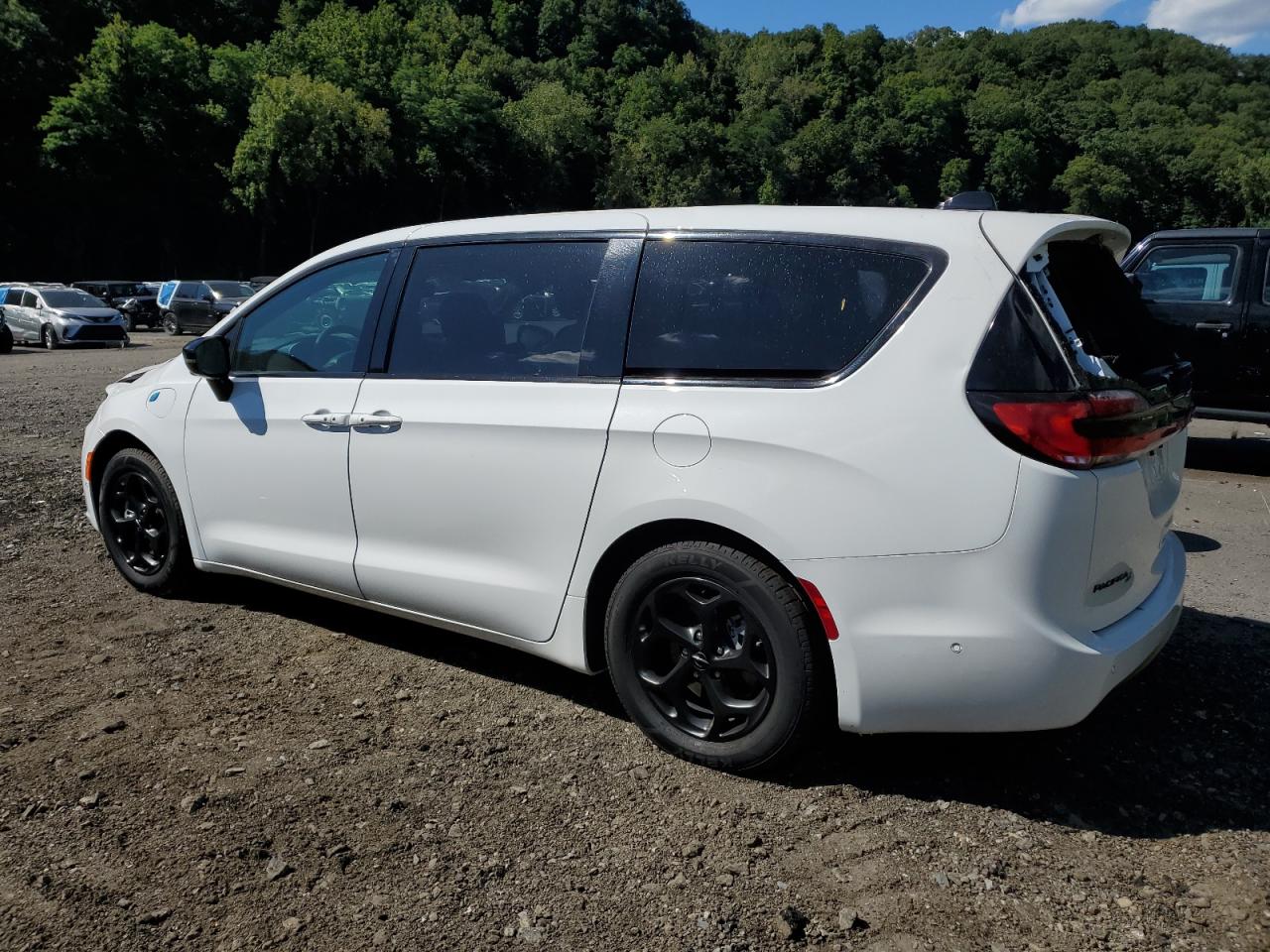 CHRYSLER PACIFICA HYBRID SELECT