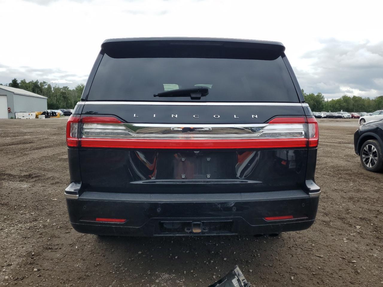 LINCOLN NAVIGATOR RESERVE