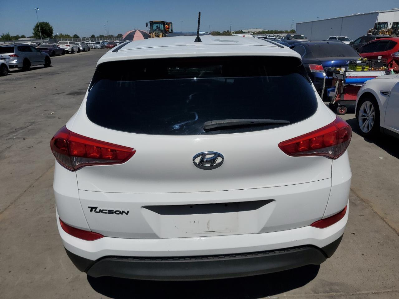 HYUNDAI TUCSON SE