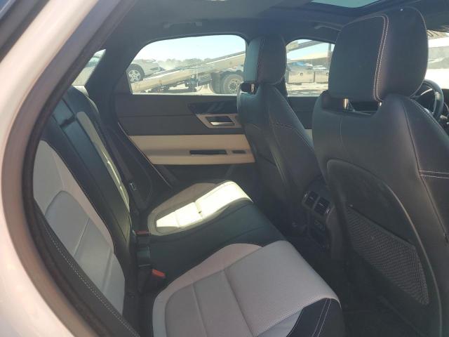 2016 JAGUAR XF R - SPO SAJBL4BV2GCY12989