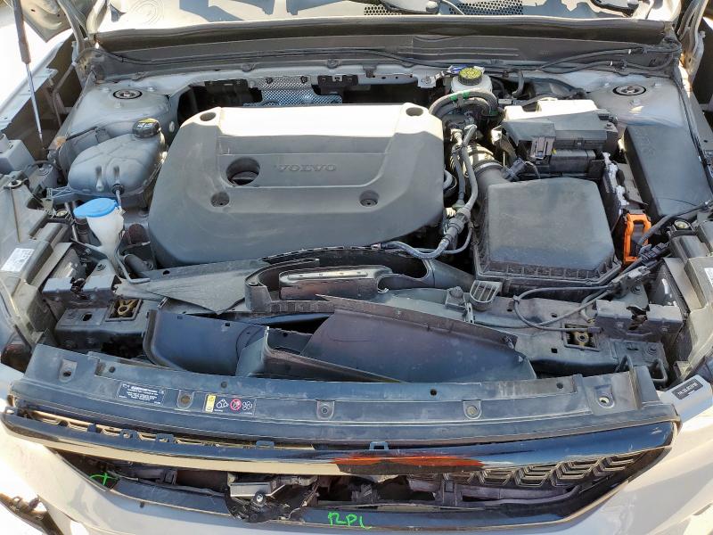 2024 VOLVO XC40 PLUS YV4L12UL0R2207108