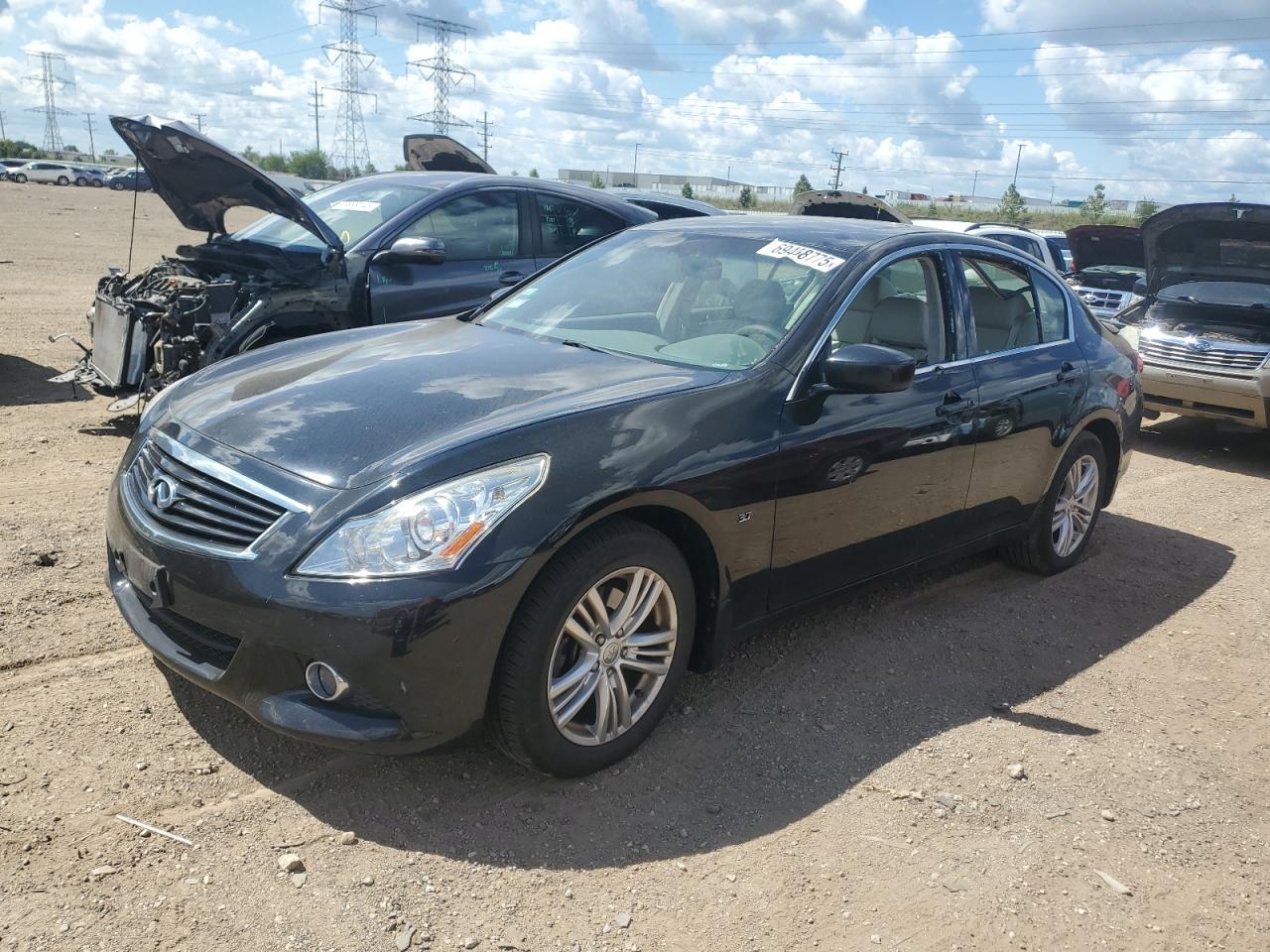 INFINITI Q40