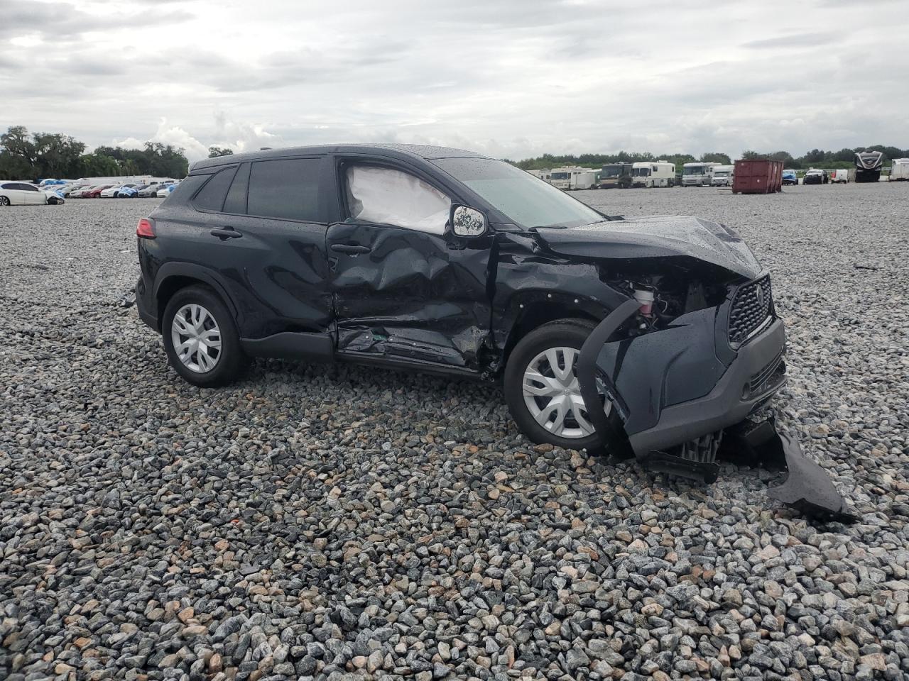 TOYOTA COROLLA CROSS L