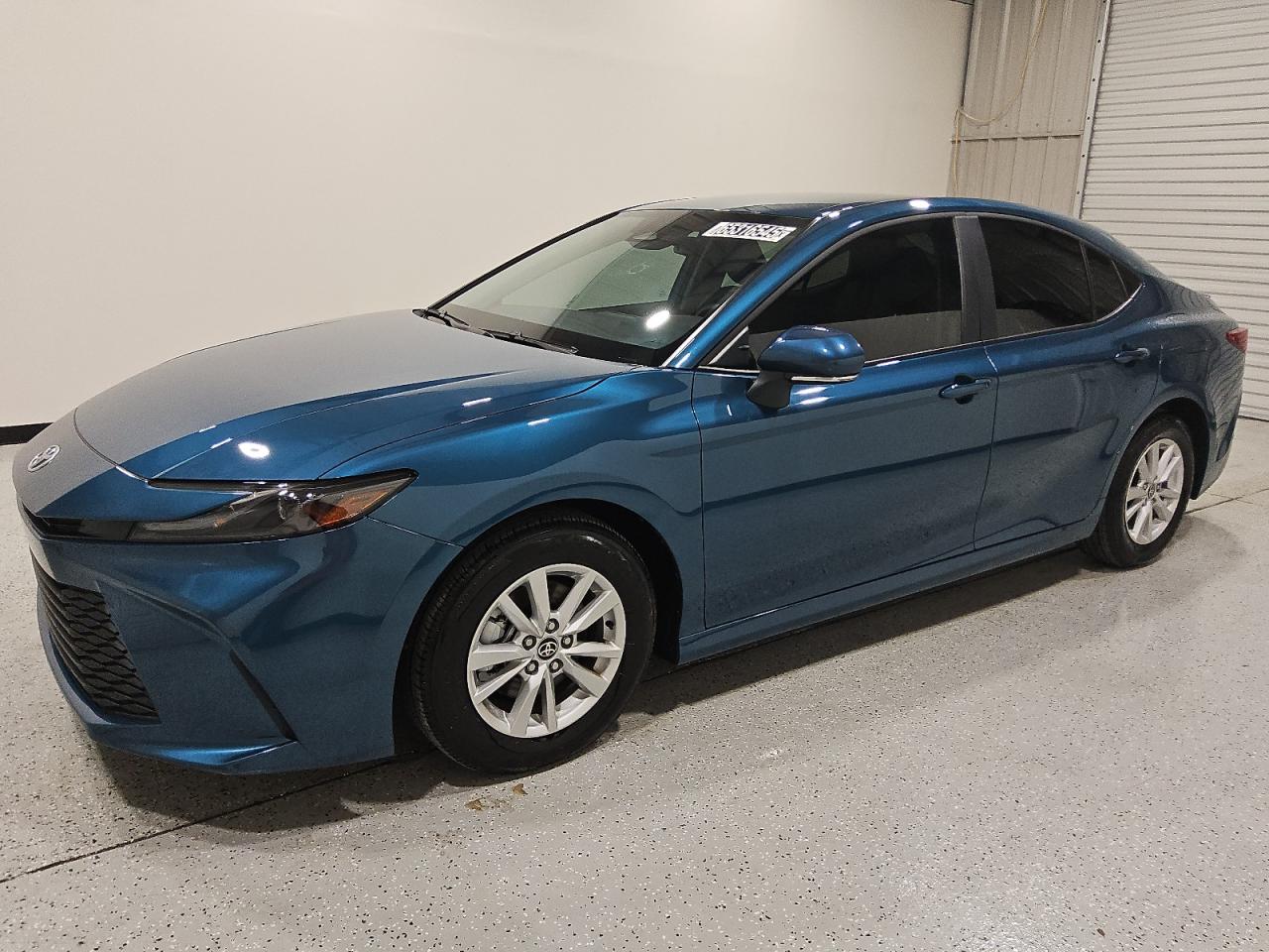 TOYOTA CAMRY XSE
