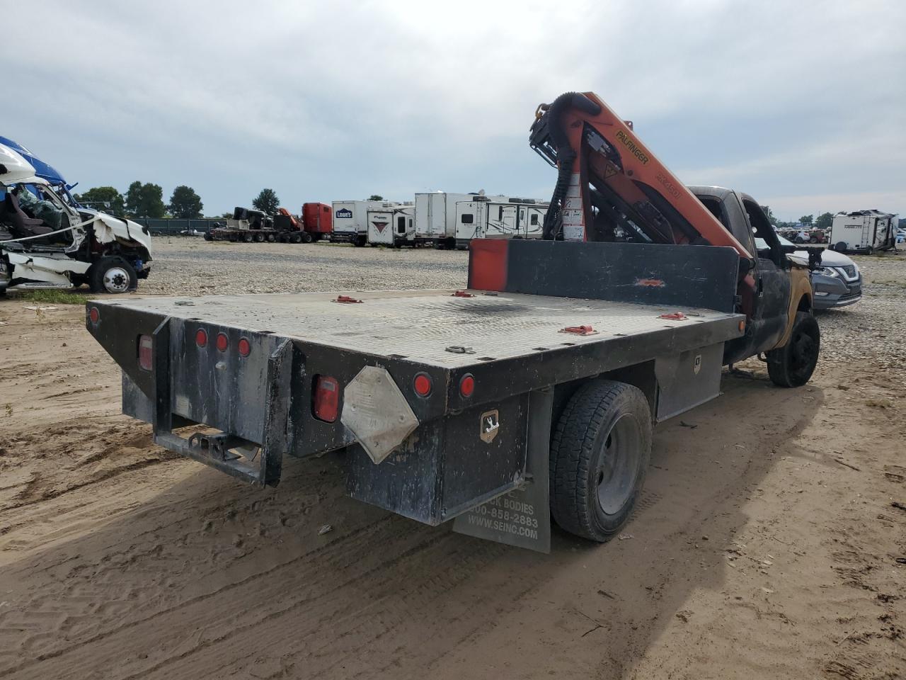 FORD F-550 SUPER DUTY