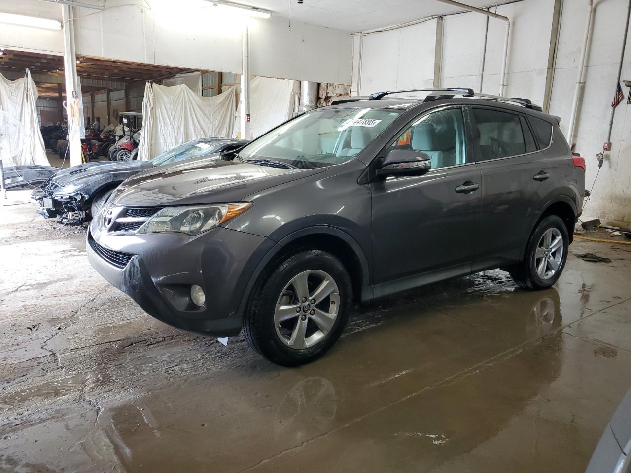 TOYOTA RAV4 XLE