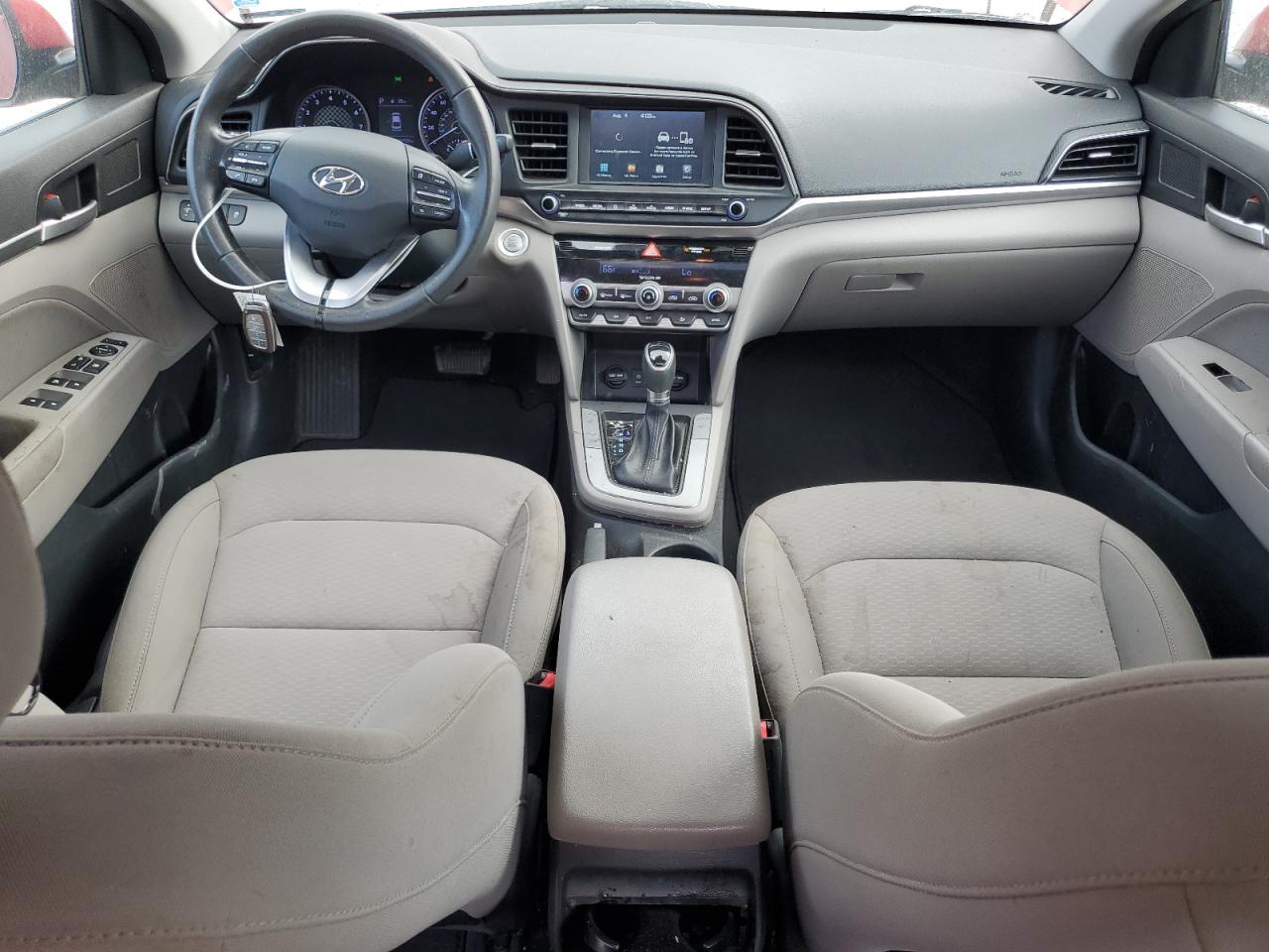 HYUNDAI ELANTRA SEL