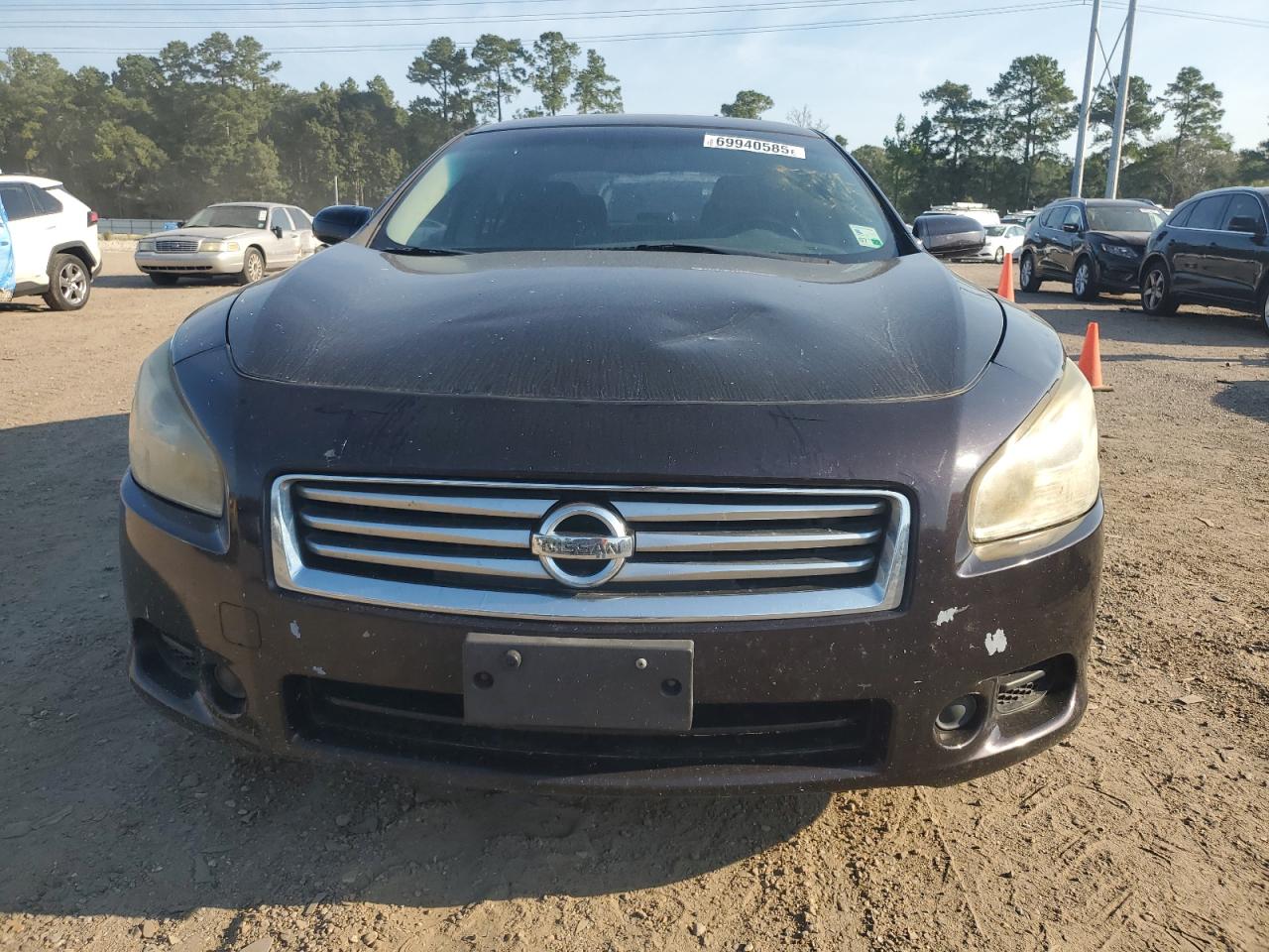 NISSAN MAXIMA S