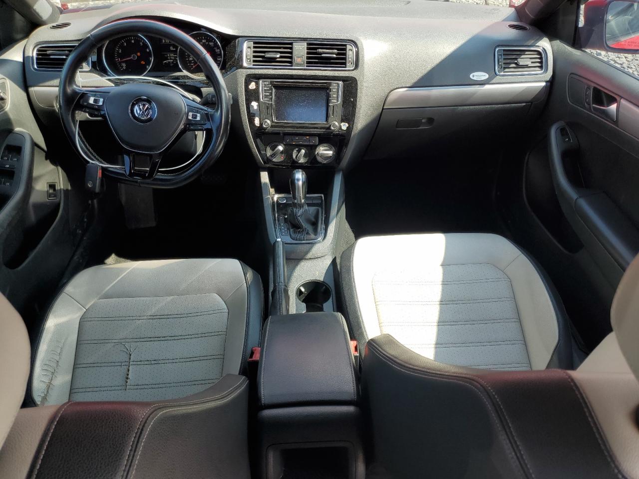 VOLKSWAGEN JETTA SPORT