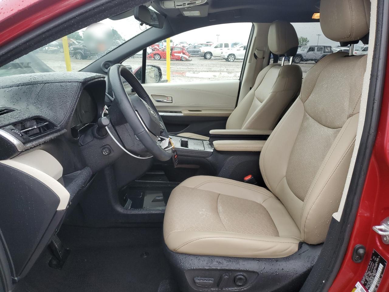 TOYOTA SIENNA LIMITED