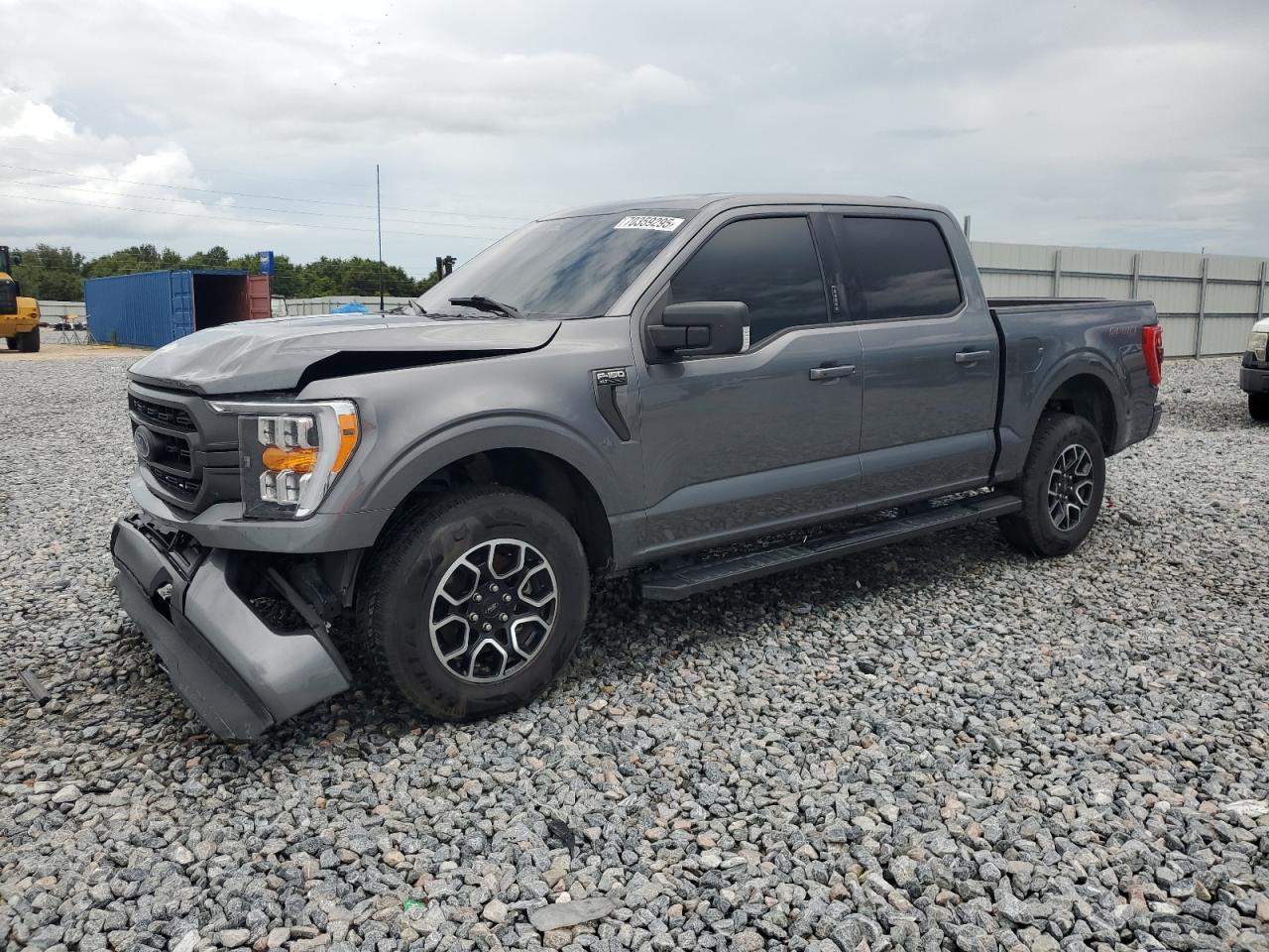 FORD F-150 SUPERCREW