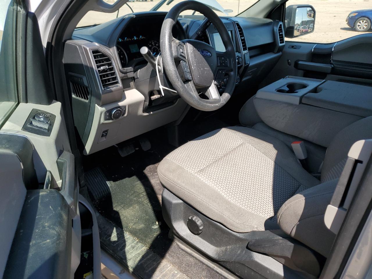 FORD F-150 SUPER CAB