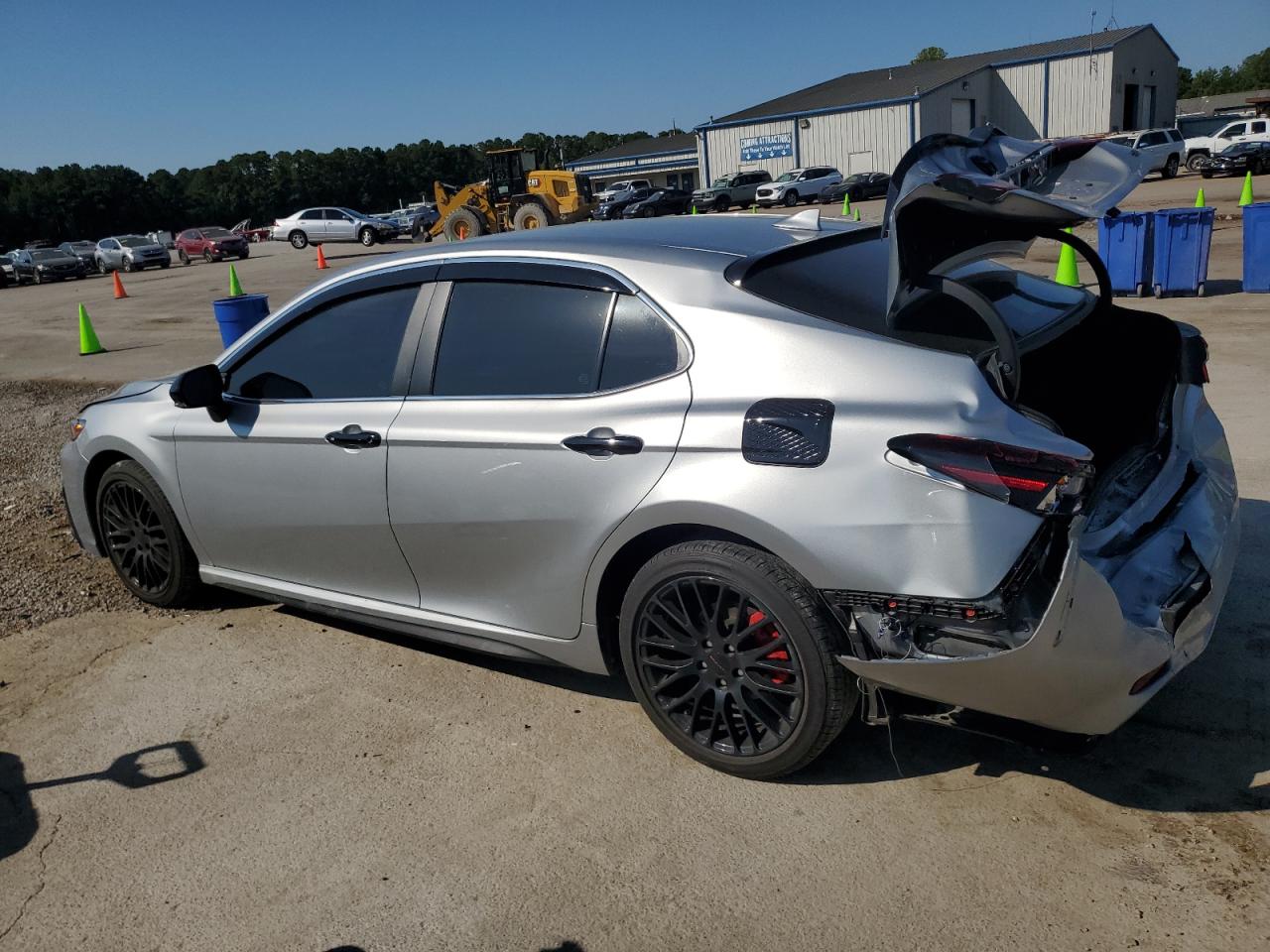 TOYOTA CAMRY SE NIGHT SHADE