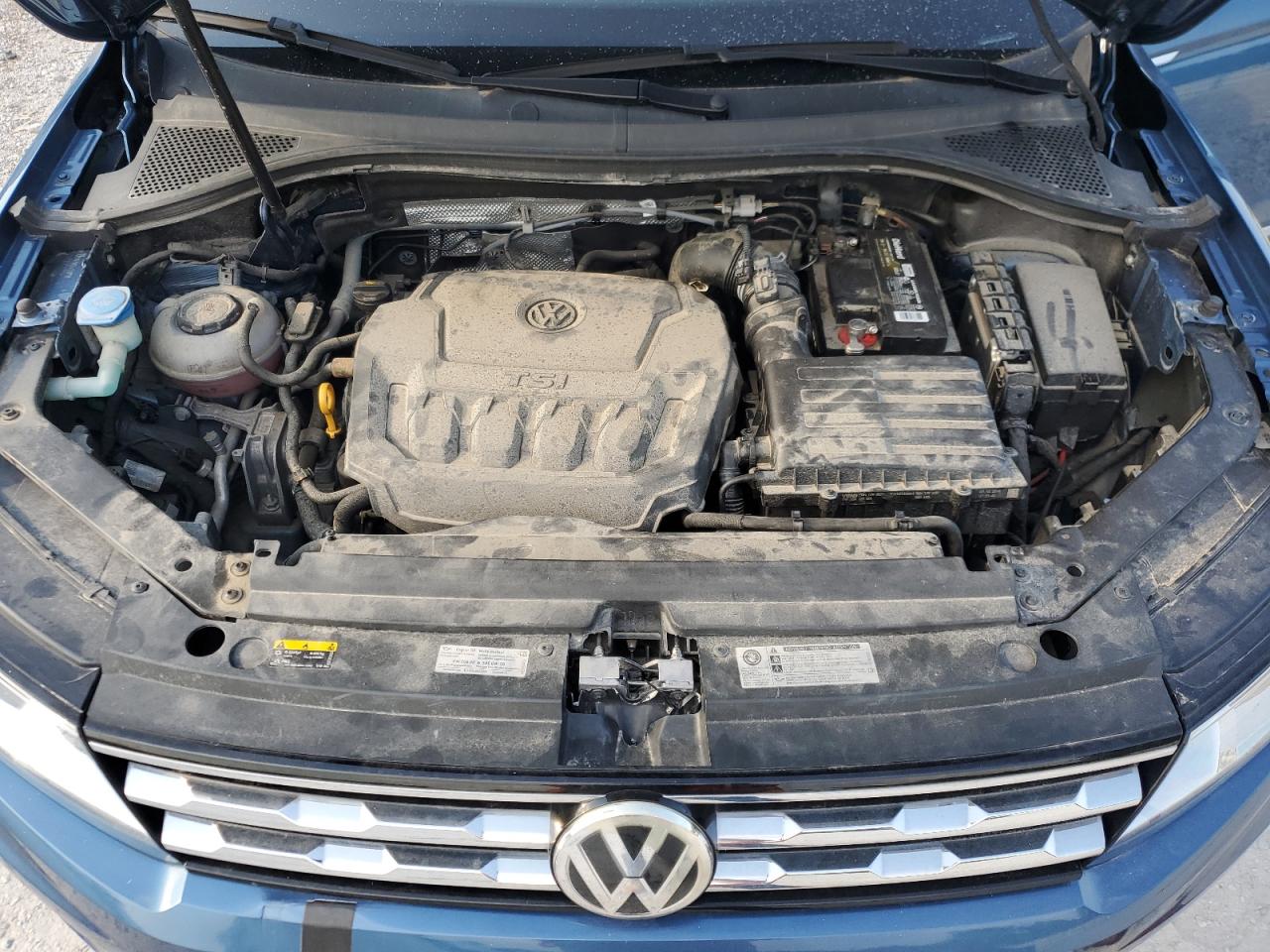 VOLKSWAGEN TIGUAN SE