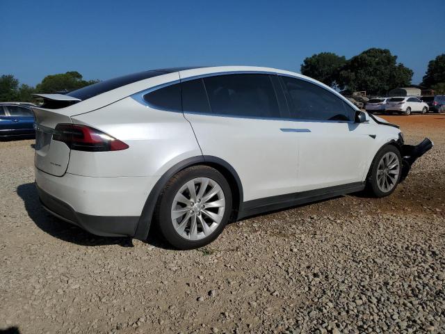 2020 TESLA MODEL X 5YJXCAE29LF218059