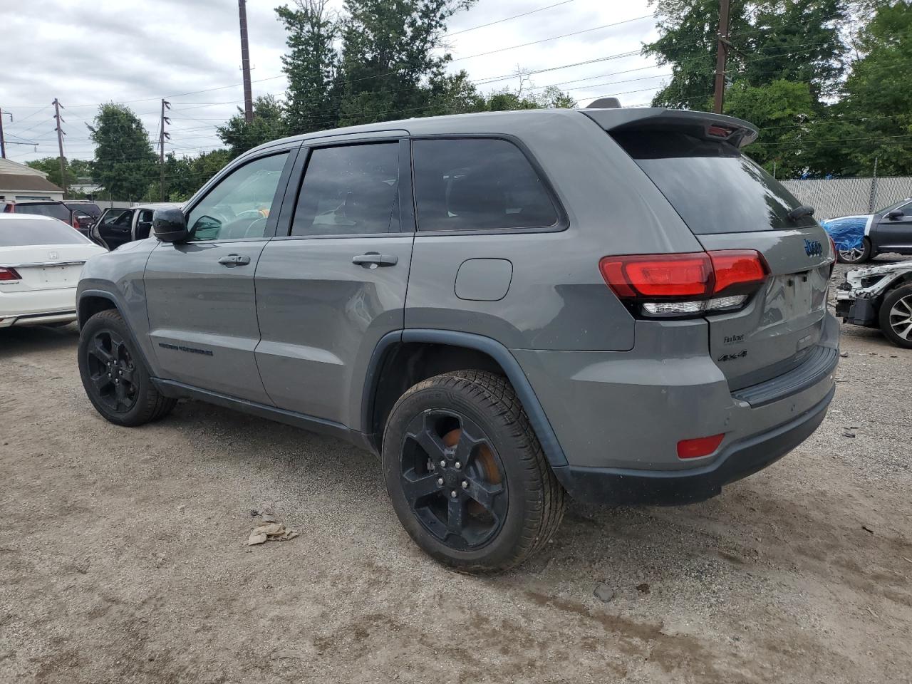 JEEP GRAND CHEROKEE LAREDO