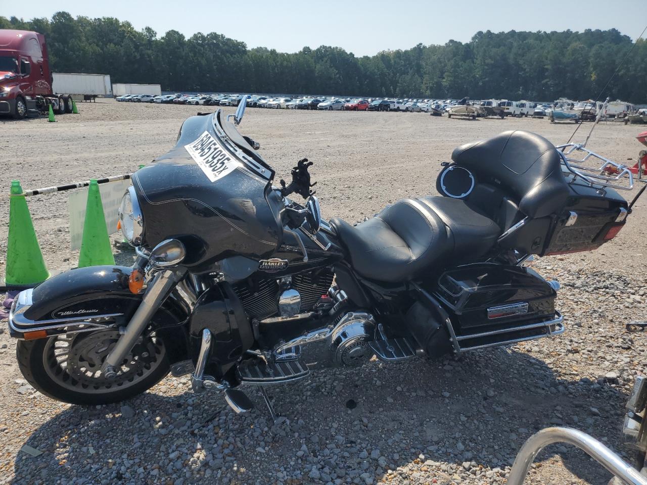 Lot #3240151047 2013 HARLEY-DAVIDSON FLHTCU ULT