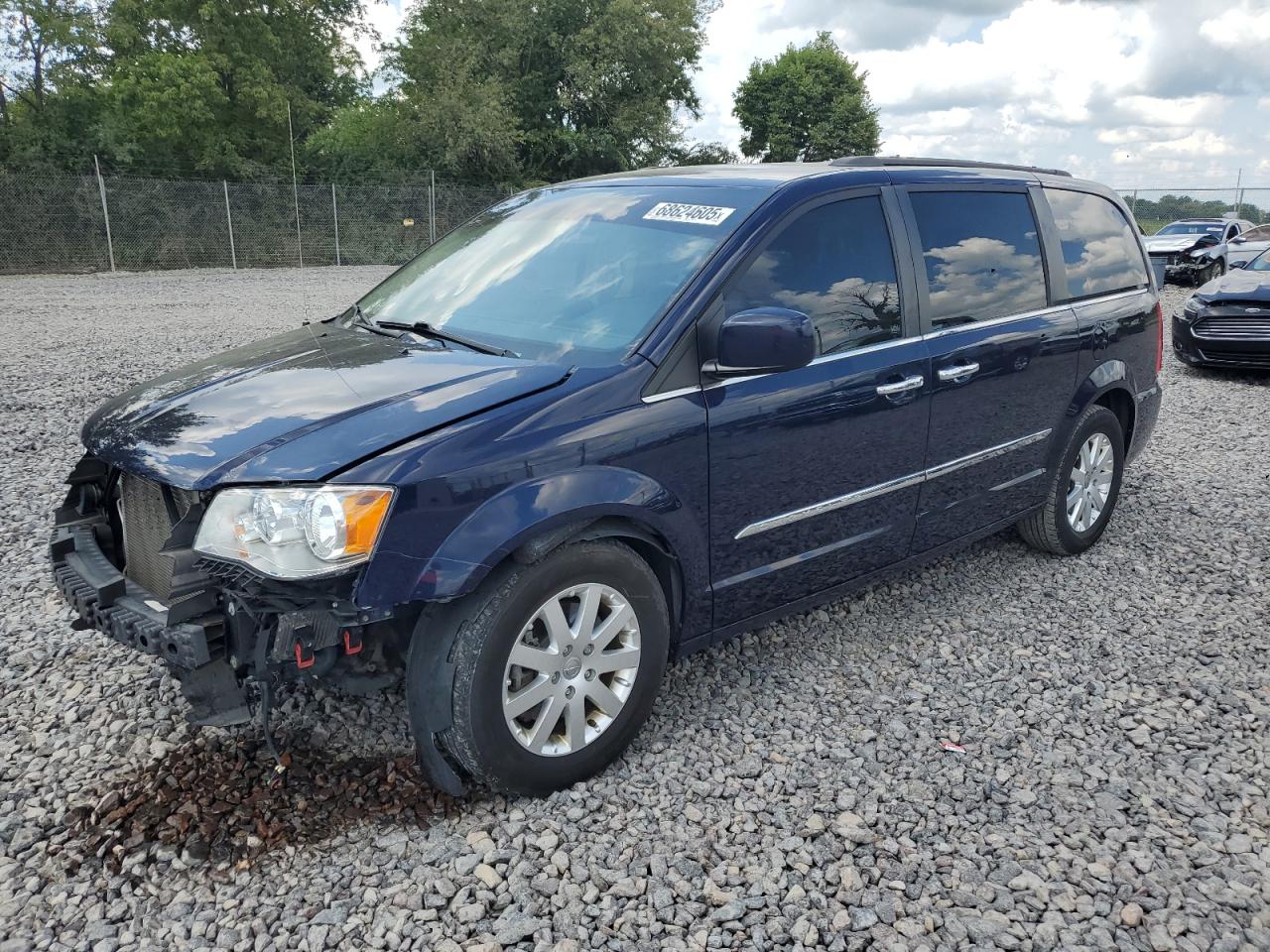 CHRYSLER TOWN & COUNTRY TOURING
