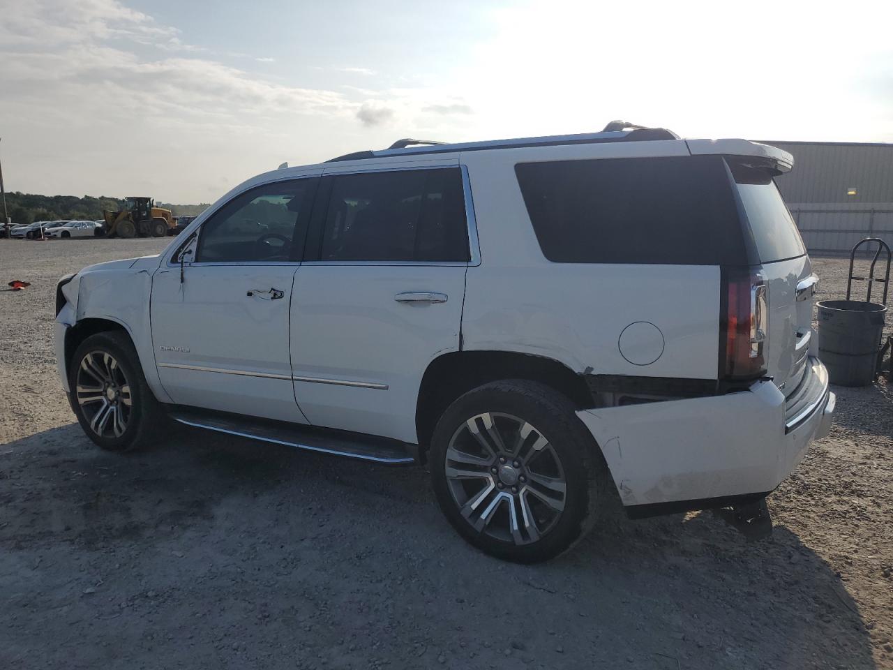 GMC YUKON DENALI