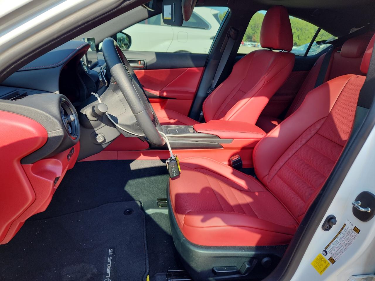 LEXUS IS 350 F SPORT DESIGN