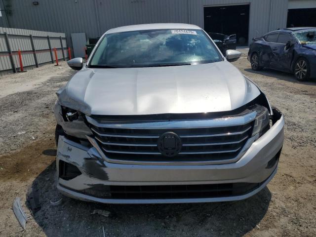 2020 VOLKSWAGEN PASSAT SE 1VWSA7A32LC006518