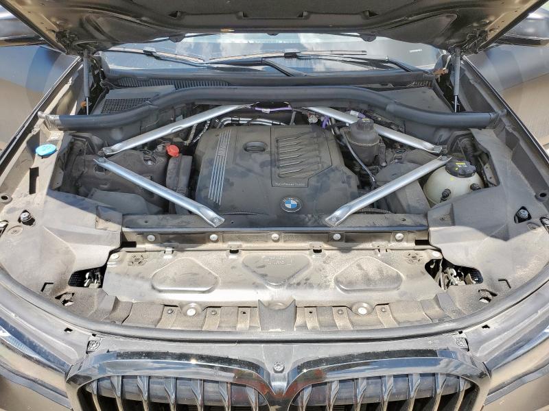 2021 BMW X7 XDRIVE4 5UXCW2C04M9H15482