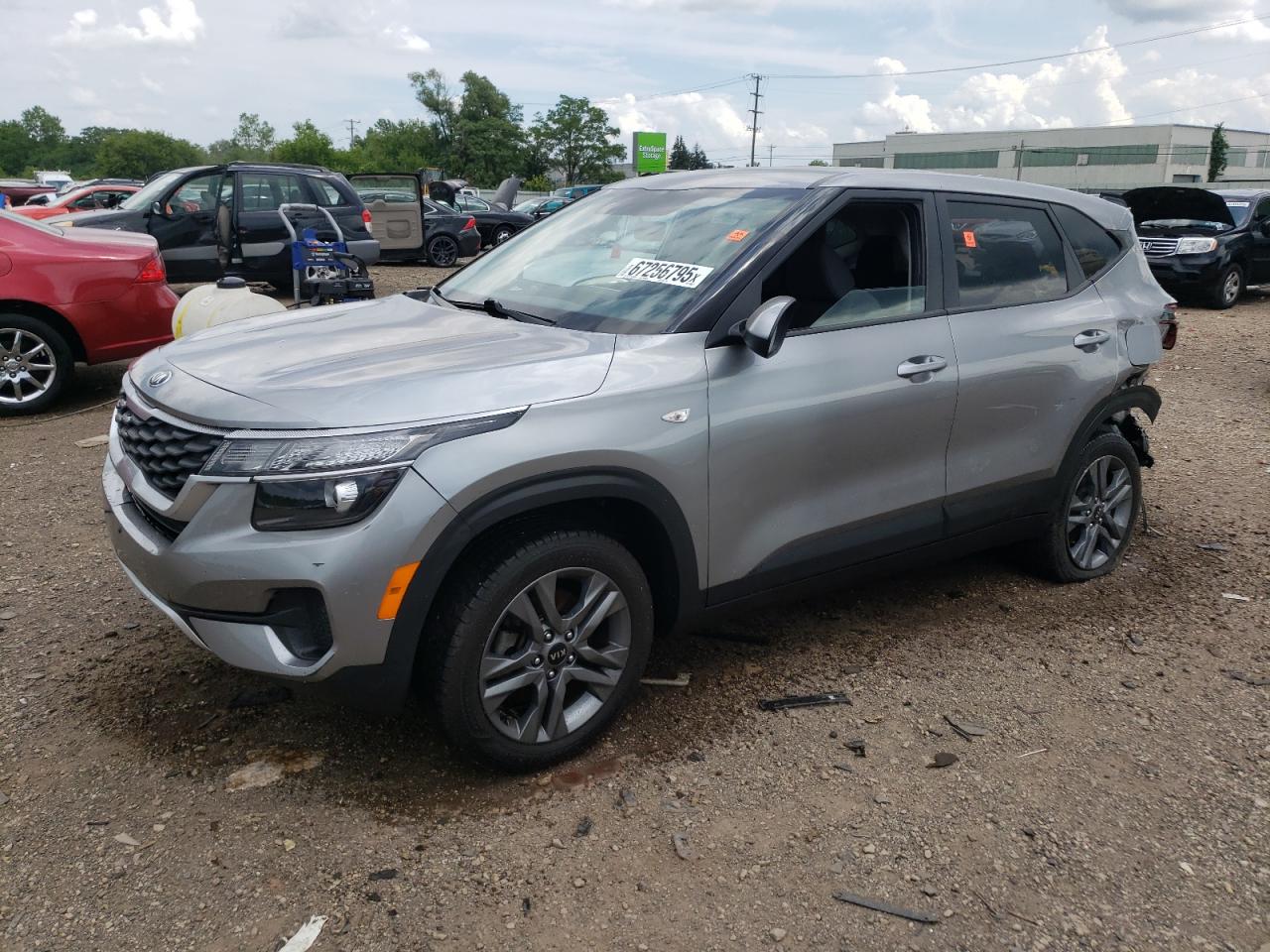 KIA SELTOS LX