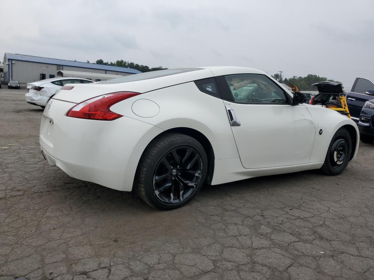 NISSAN 370Z BASE
