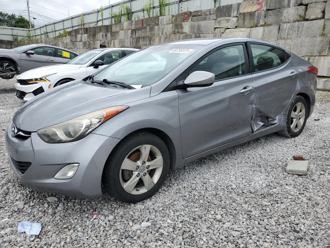 HYUNDAI ELANTRA GLS