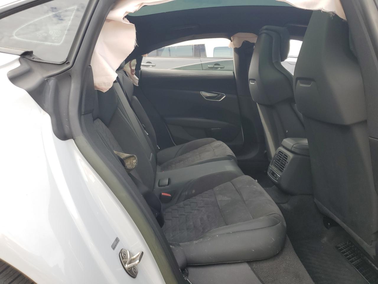 AUDI E-TRON PRESTIGE