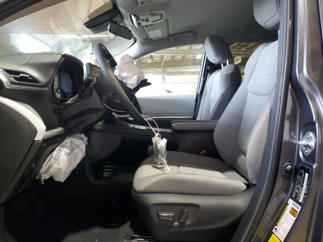 2025 TOYOTA SIENNA LE - 5TDKRKEC3SS245131