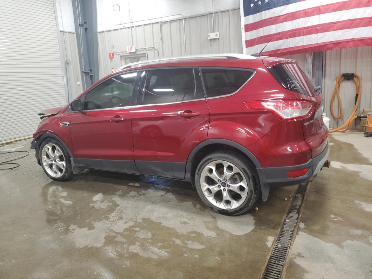 FORD ESCAPE TITANIUM