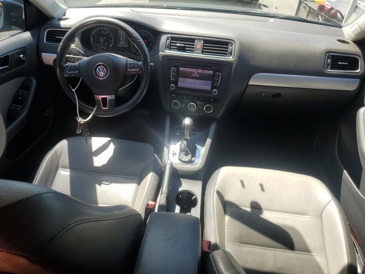 VOLKSWAGEN JETTA HYBRID