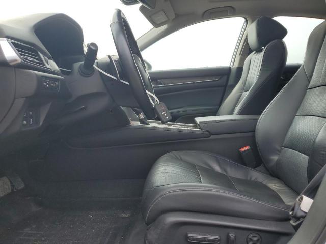 2018 HONDA ACCORD TOU 1HGCV1F96JA806450
