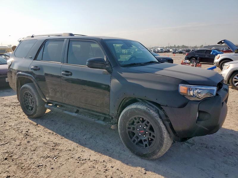 2023 TOYOTA 4RUNNER SR JTEEU5JR7P5280013