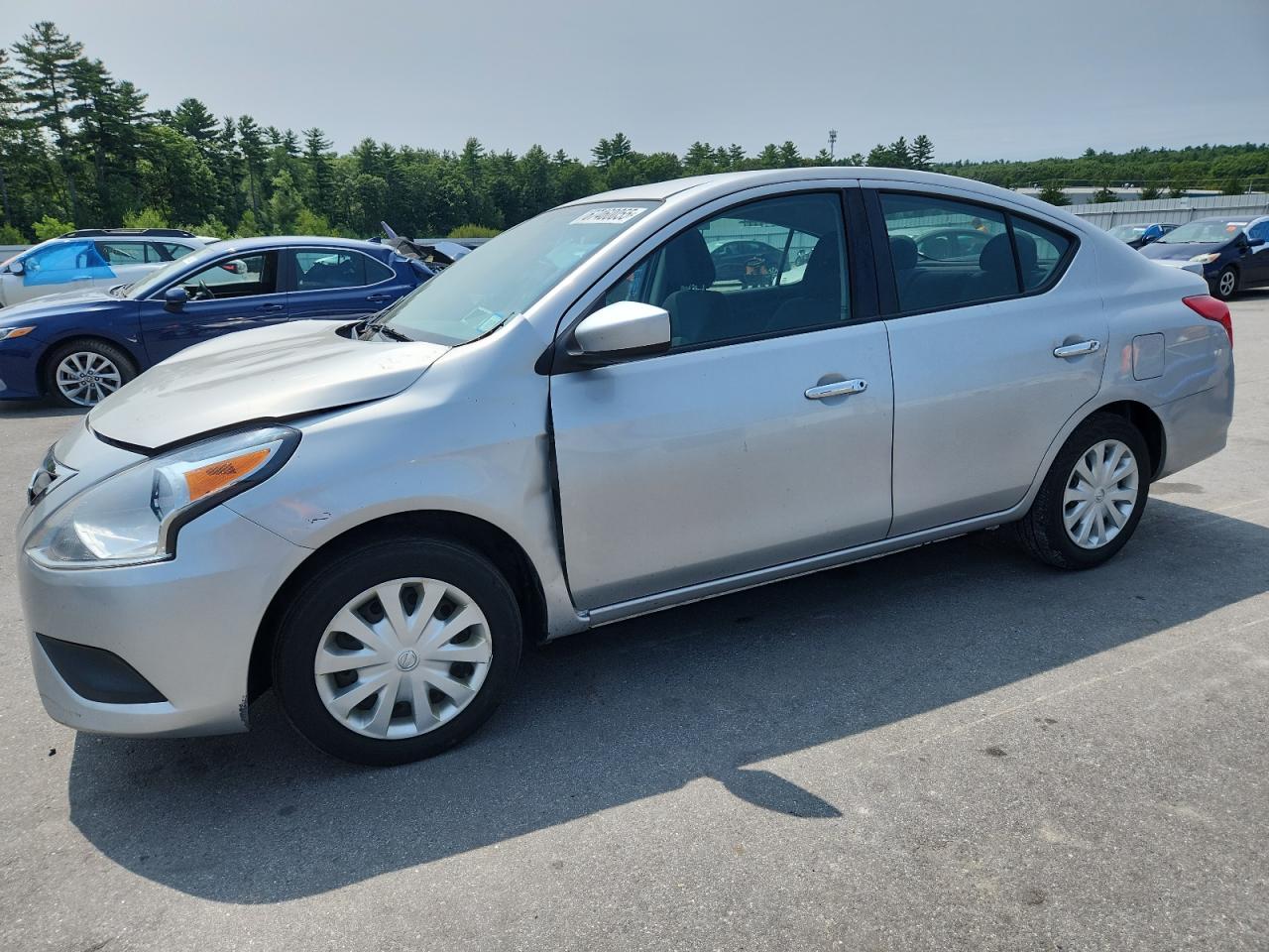 NISSAN VERSA S